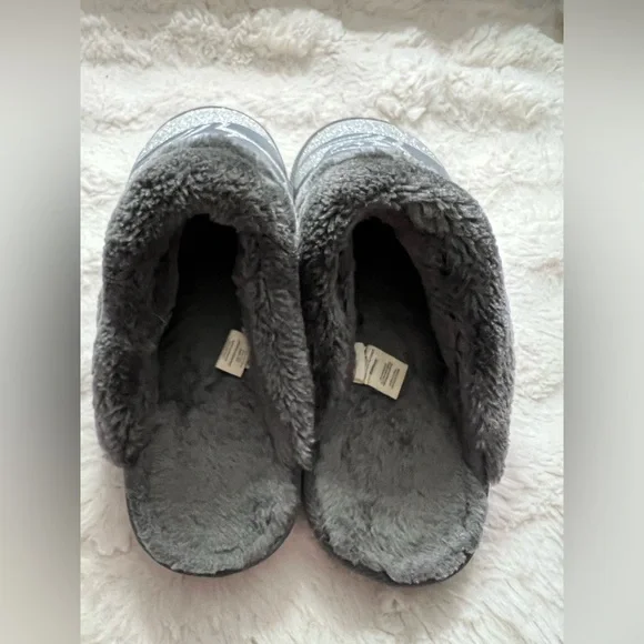 Seattle Seahawks Women's Glitter Open Back Fur Moccasin Slippers Size Large 9-10 - Picture 9 of 15